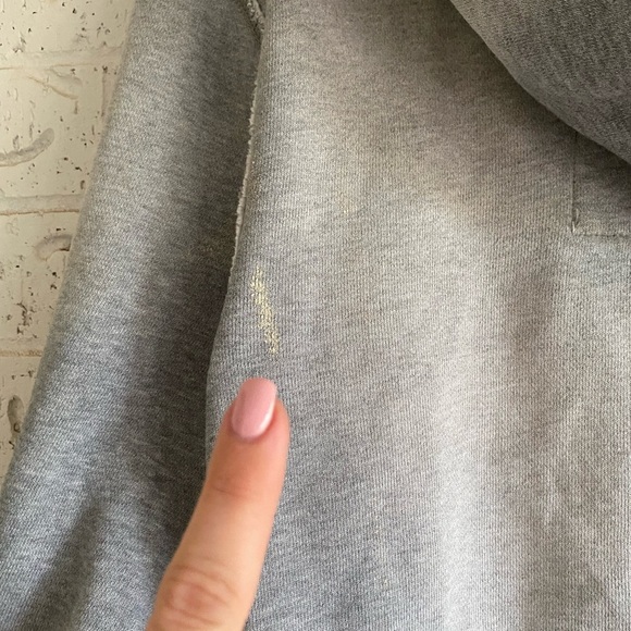 Vintage Y2K Abercrombie & Fitch Gray Muscle Hoodie with Red Patch size XL - Picture 4 of 5